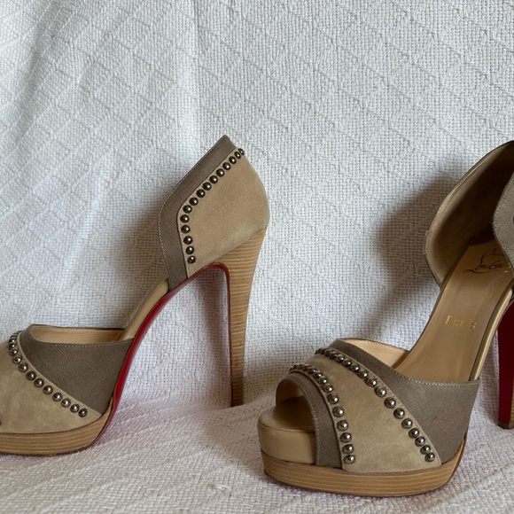 Christian Louboutin Henry D'Orsay Pumps Size US 8.5/EU 39 - Picture 3 of 12